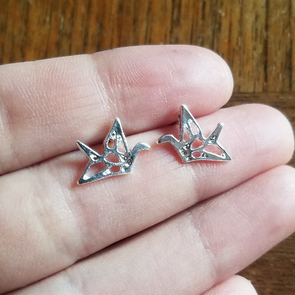NWOT Silver Paper Crane Studs - Picture 4 of 7